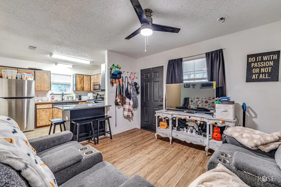 210 10th Street, San Angelo, TX 76903 - #3