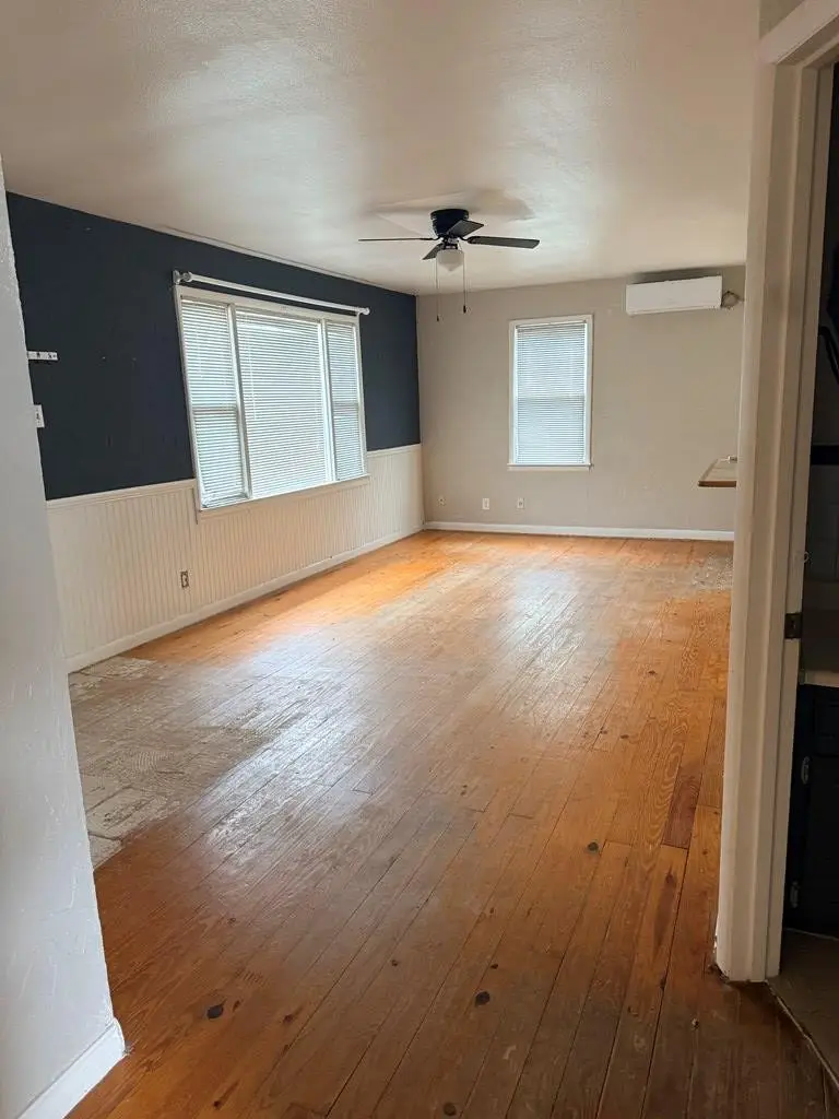 417 W Ave V, San Angelo, TX 76903 - #3