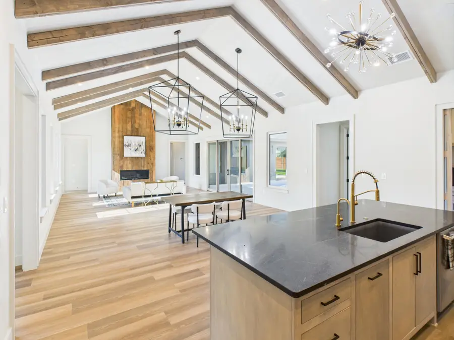 1603 Paseo De Vaca Street, San Angelo, TX 76901 - #2