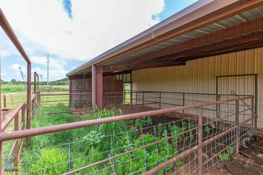 2574 Co Rd 162, Tuscola, TX 79562 - #3