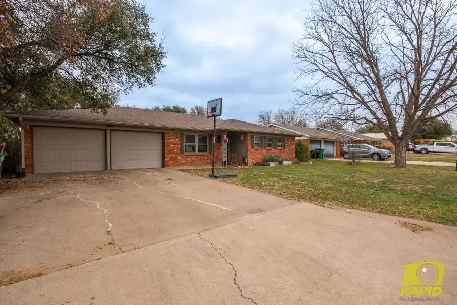 114 Dellwood Drive, San Angelo, TX 76903 - #3
