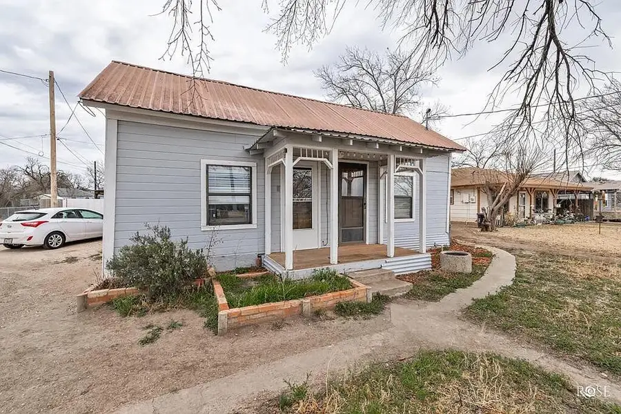 618 E Highland Boulevard, San Angelo, TX 76903 - #2