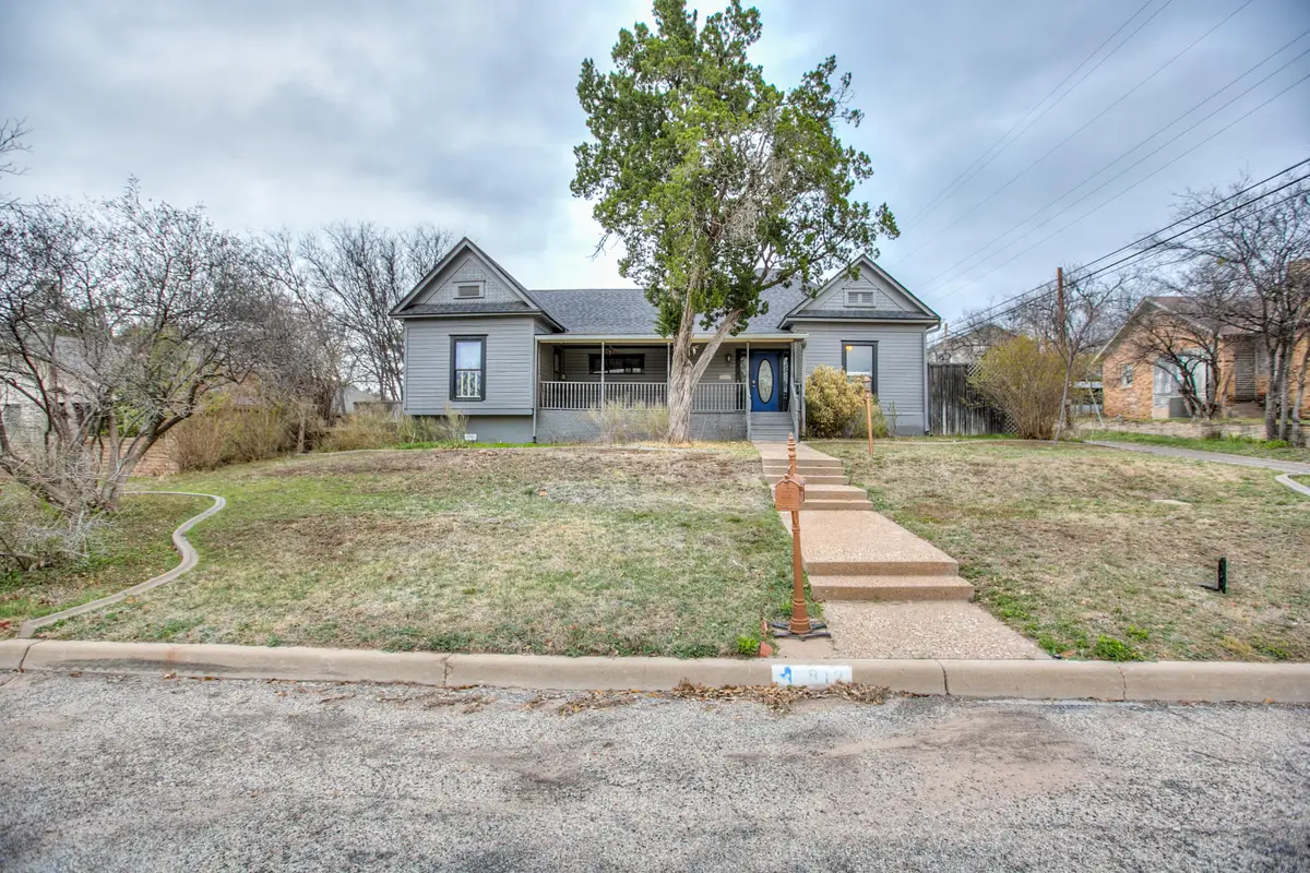 812 W Highland Boulevard, San Angelo, TX 76903 - #1