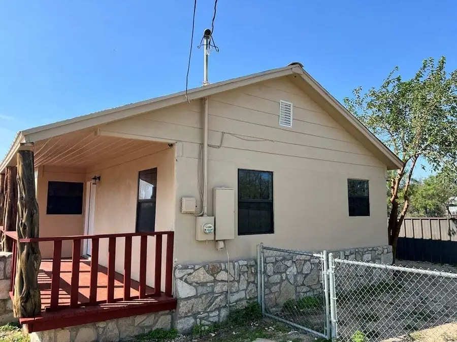 415 N Montague Avenue, San Angelo, TX 76905 - #2