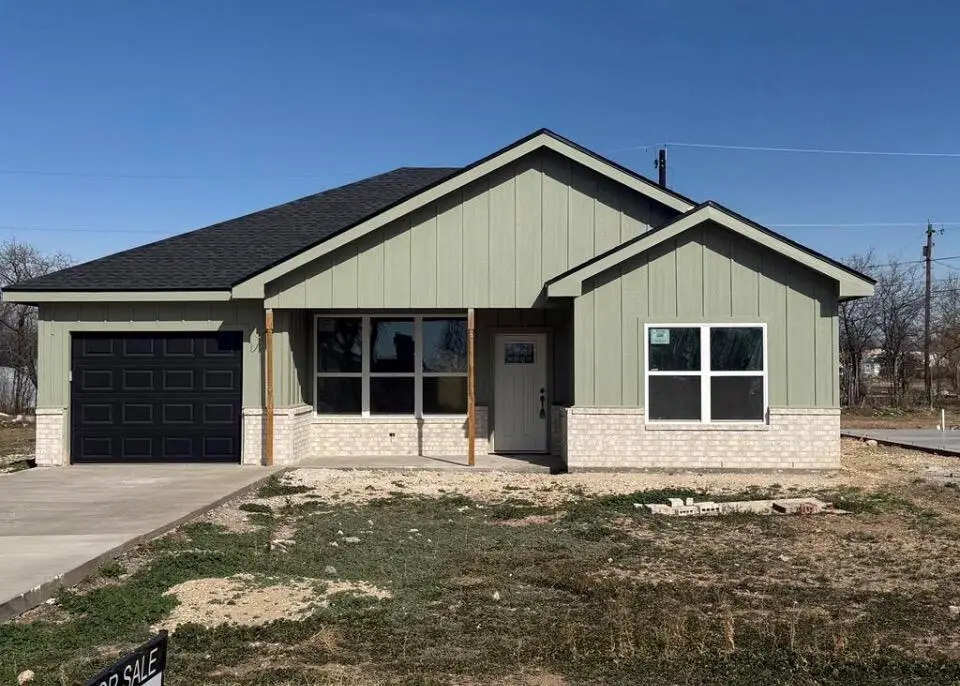 68 E 17th Street, San Angelo, TX 76903 - #1