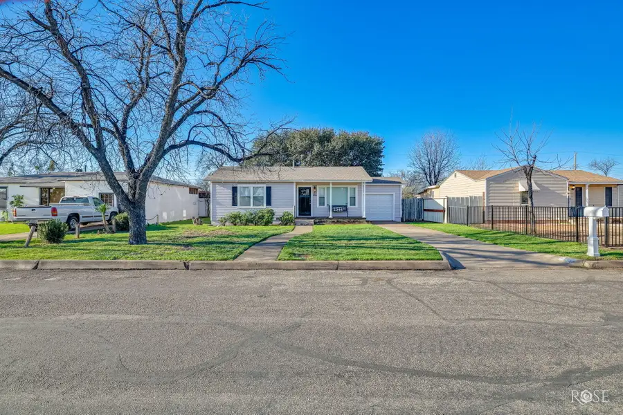 105 W Riverside Avenue, San Angelo, TX 76903 - #2