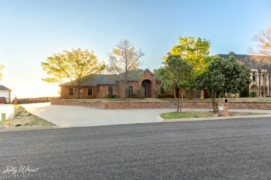 1118 Ashford Drive, San Angelo, TX 76901 - #2