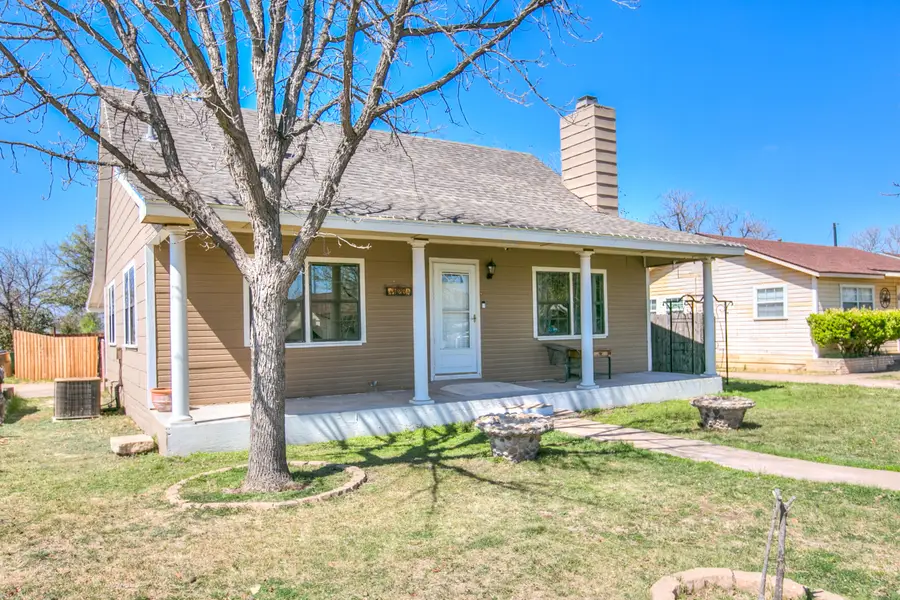 123 S Baze Street, San Angelo, TX 76903 - #2