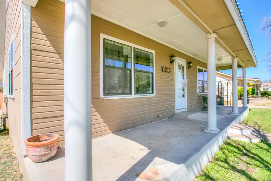 123 S Baze Street, San Angelo, TX 76903 - #3