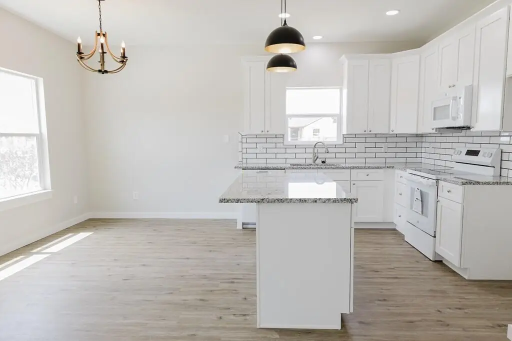 218 W 27th Street, San Angelo, TX 76903 - #1