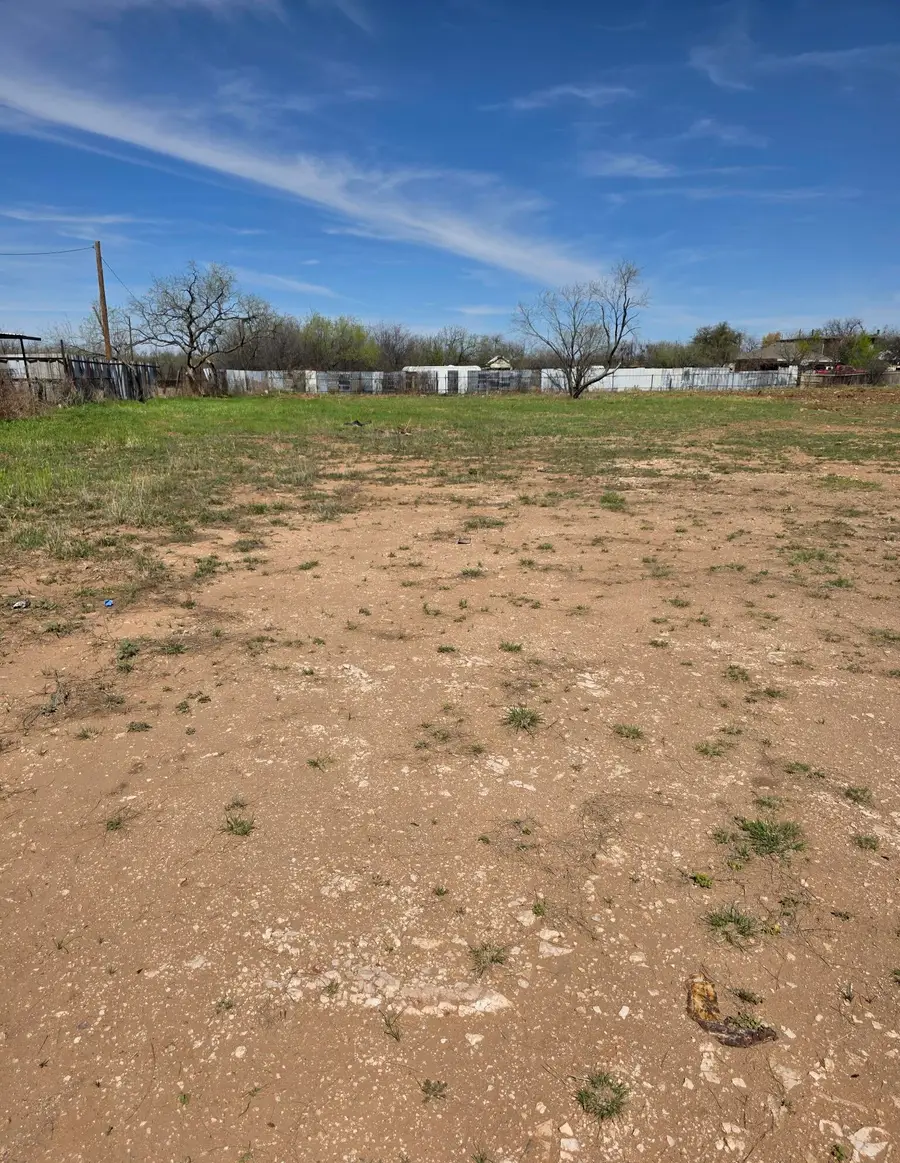 520 E 29th Street, San Angelo, TX 76903 - #2