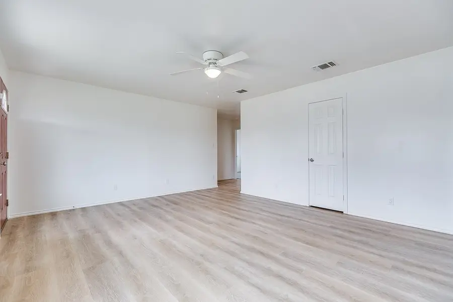 258 E 23rd Street, San Angelo, TX 76903 - #3