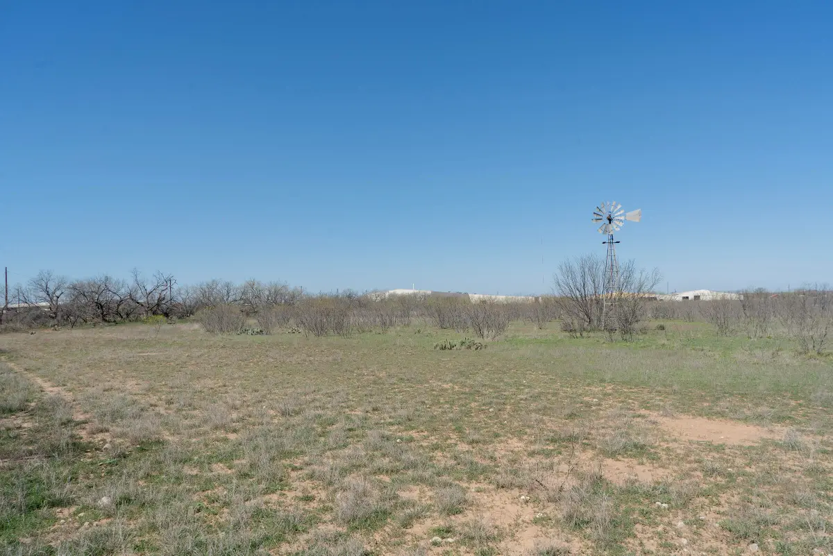 218 Co Rd 114, Ballinger, TX 76821 - #1