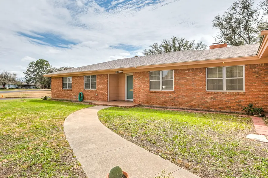 2645 A And M Avenue, San Angelo, TX 76904 - #3