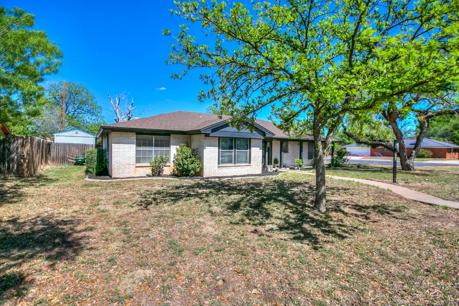 3202 Tanglewood Drive, San Angelo, TX 76904 - #2