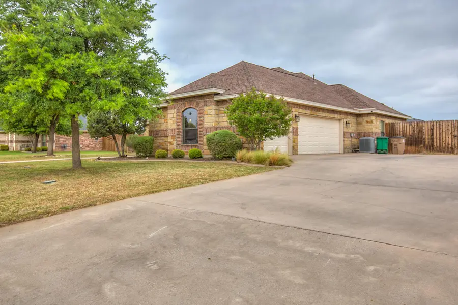 1806 Pine Valley Street, San Angelo, TX 76904 - #2