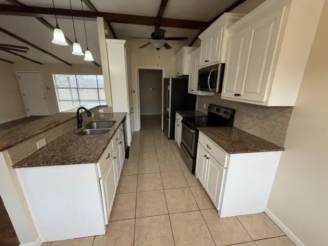 2556 Baylor Avenue, San Angelo, TX 76904 - #3