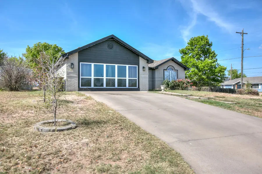 1804 Lindell Avenue, San Angelo, TX 76901 - #2