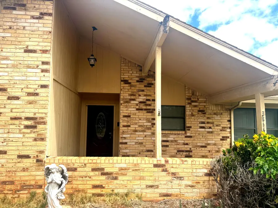 3814 Sunset Drive, San Angelo, TX 76904 - #3