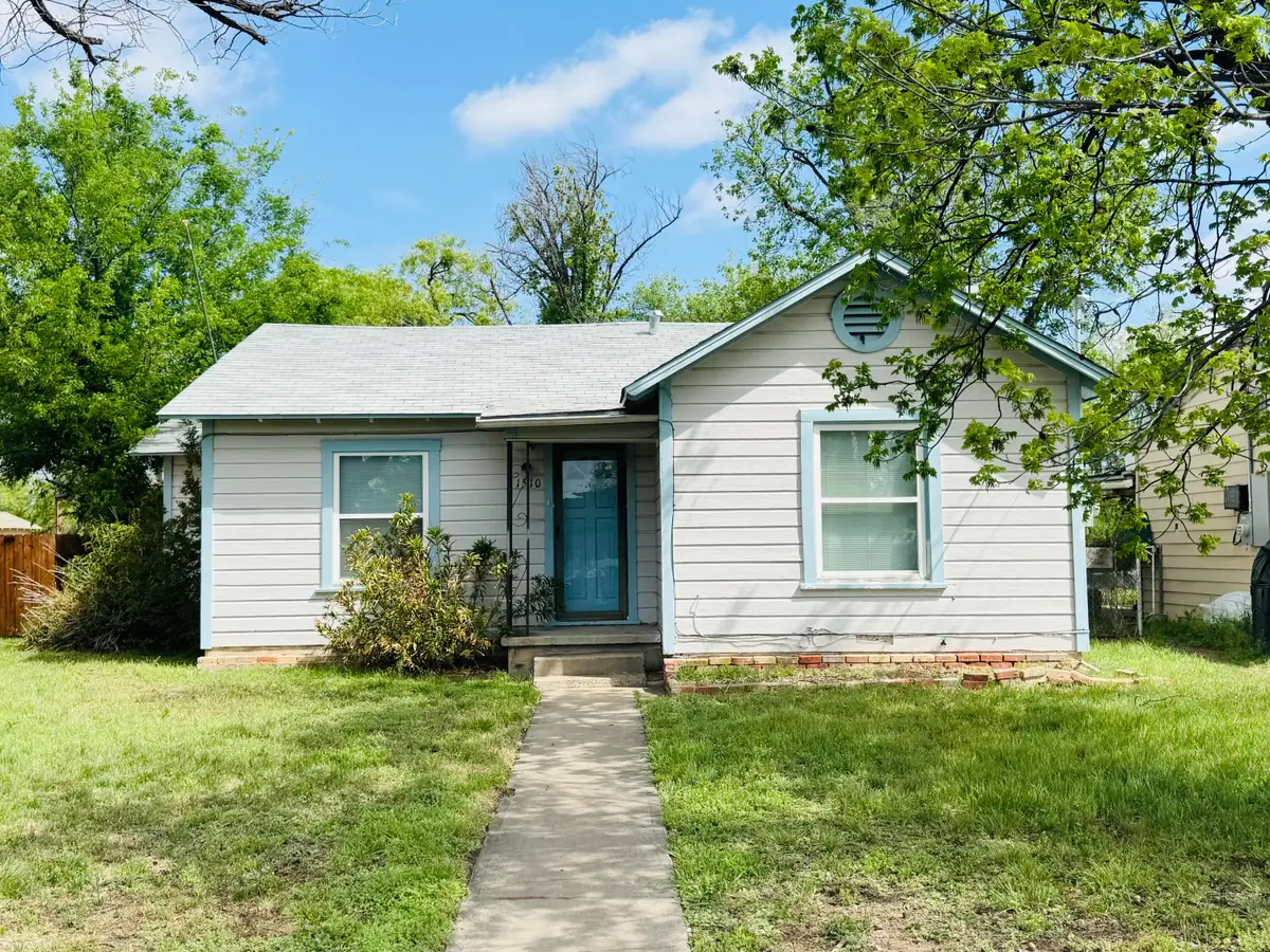 1510 E Harris Avenue, San Angelo, TX 76903 - #1
