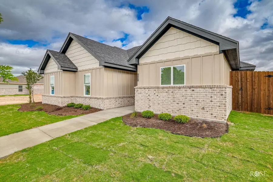 3612 Grandview Drive, San Angelo, TX 76904 - #3