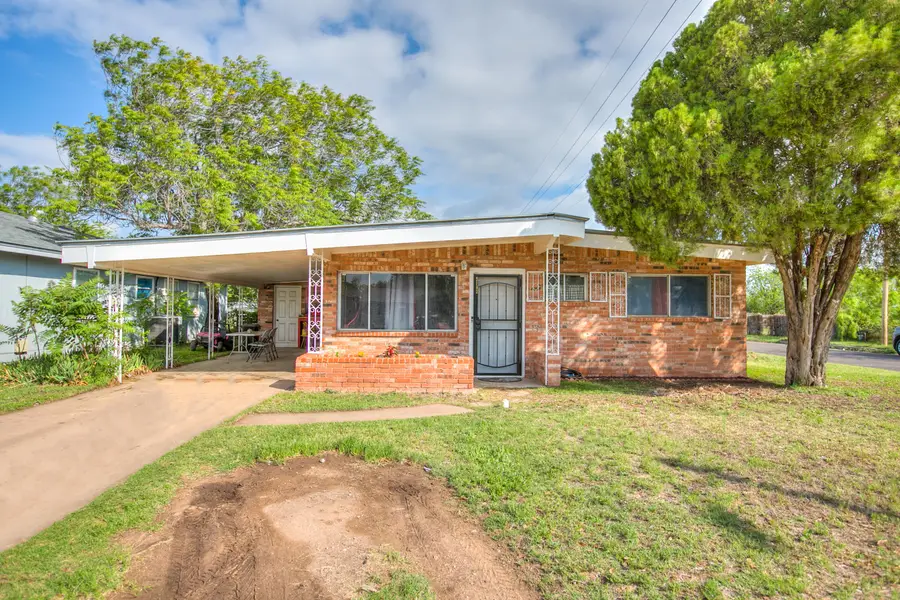 3102 Woodlawn Drive, San Angelo, TX 76901 - #3