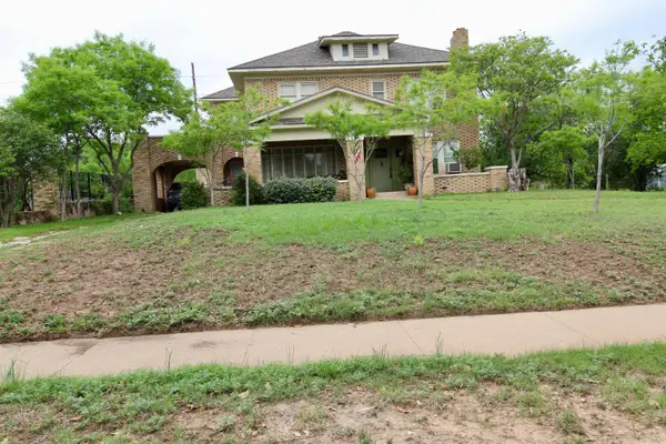 1217 S Monroe Street, San Angelo, TX 76901