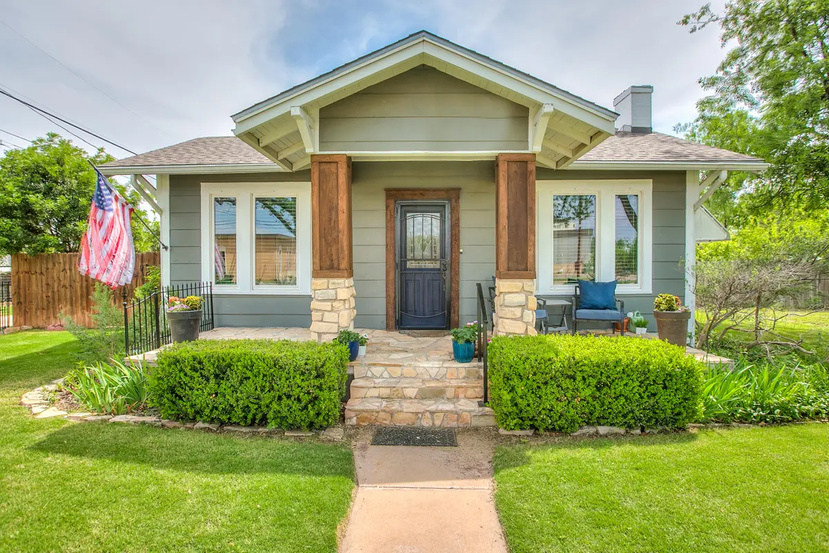 717 W Washington Drive, San Angelo, TX 76903 - #1