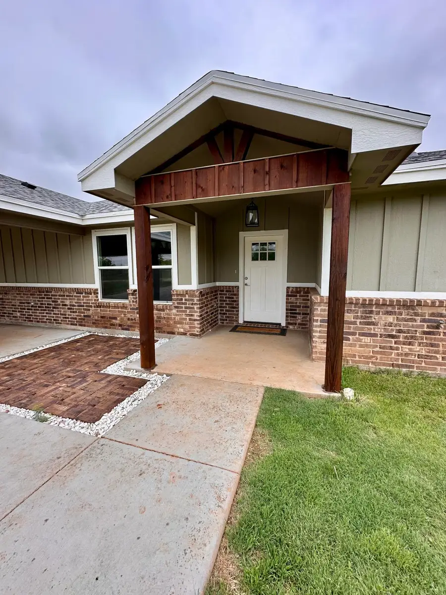 105 Driftwood Street, Bronte, TX 76933 - #3