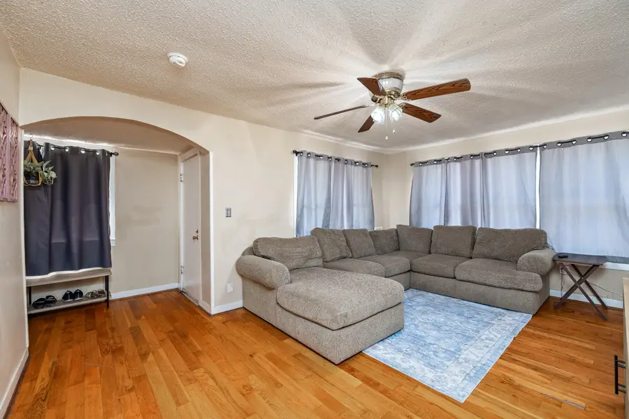 220 N Adams Street, San Angelo, TX 76901 - #3