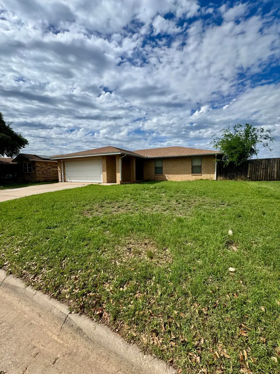 1606 Kansas Avenue, San Angelo, TX 76904 - #2