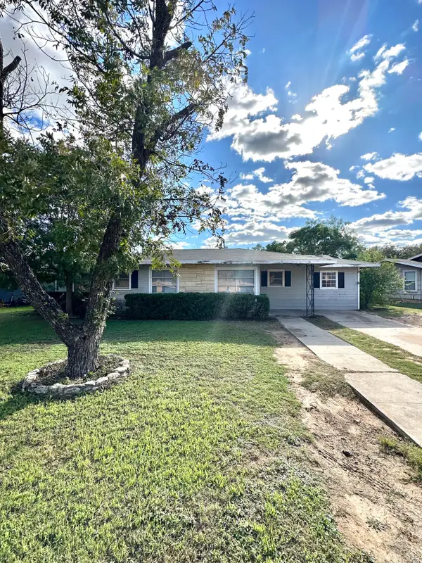 2605 Dena Drive, San Angelo, TX 76904