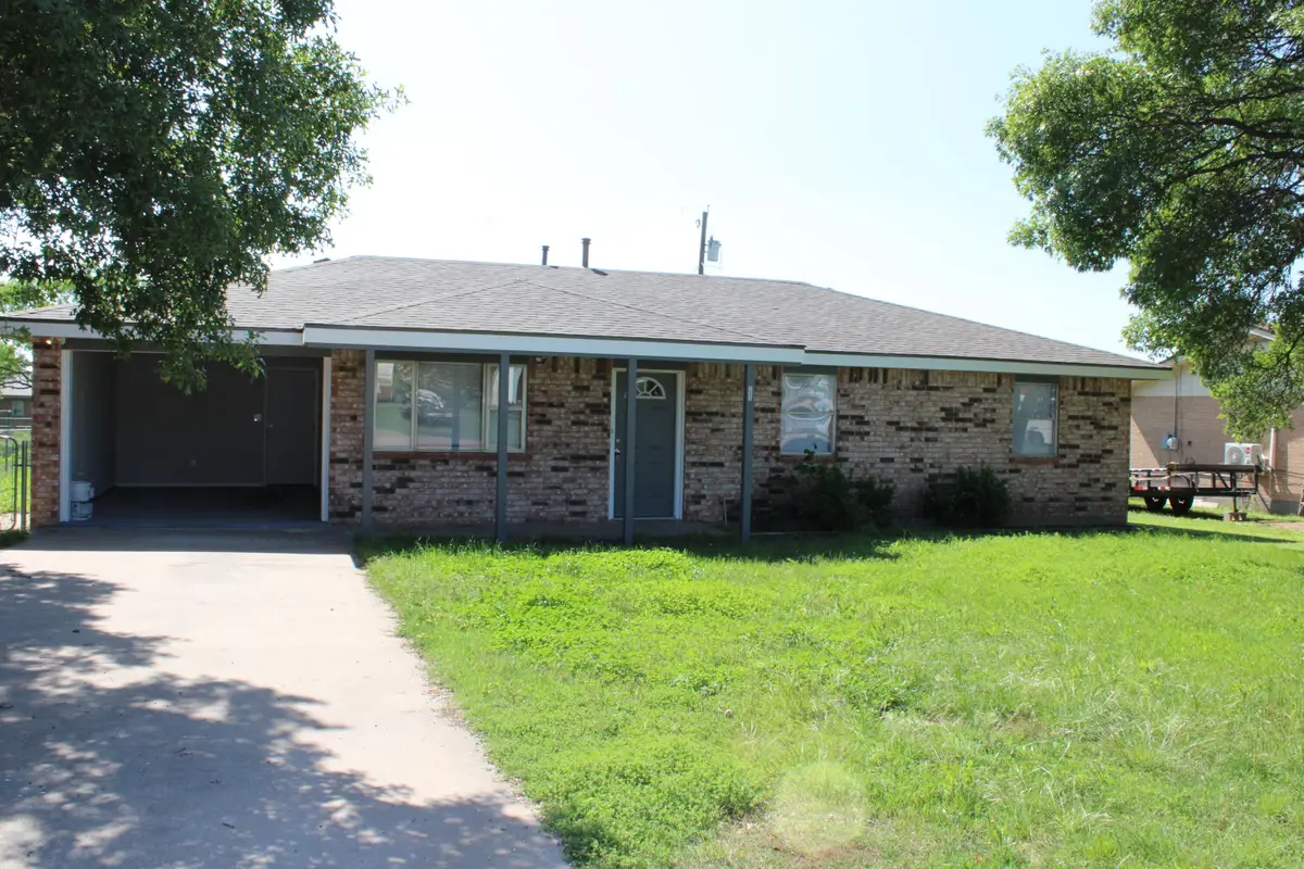 1405 Ave B, Ballinger, TX 76821 - #1