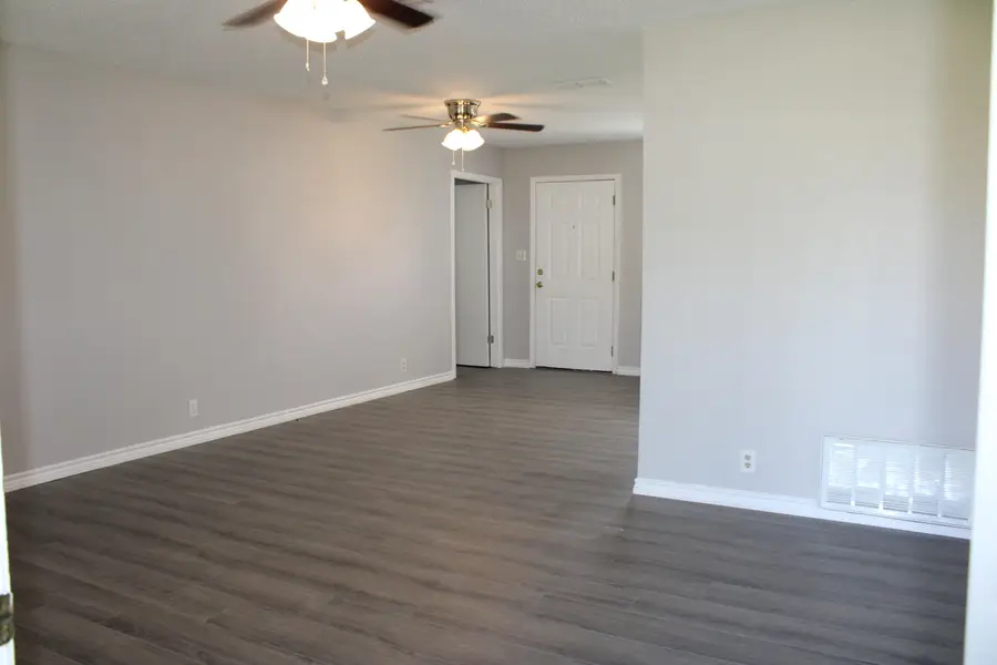 1405 Ave B, Ballinger, TX 76821 - #2