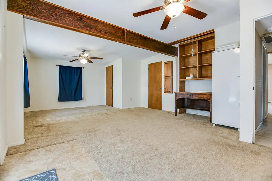 2209 Lindell Avenue, San Angelo, TX 76901 - #2