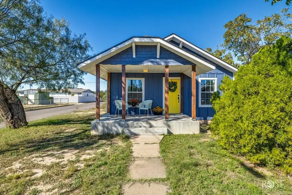 38 W 13th Street, San Angelo, TX 76903 - #1