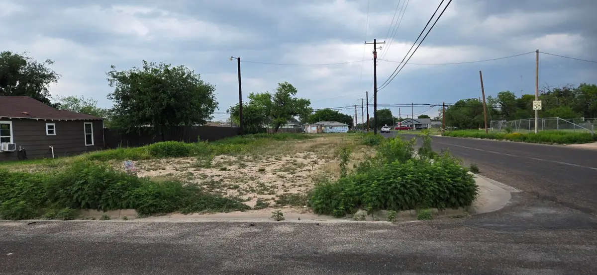 702 W 18th Street, San Angelo, TX 76903 - #1