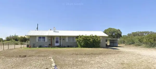 411 W Main Avenue, Mertzon, TX 76941
