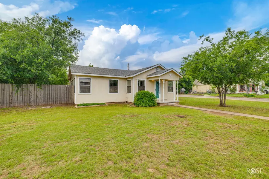 1821 Colorado Avenue, San Angelo, TX 76901 - #2