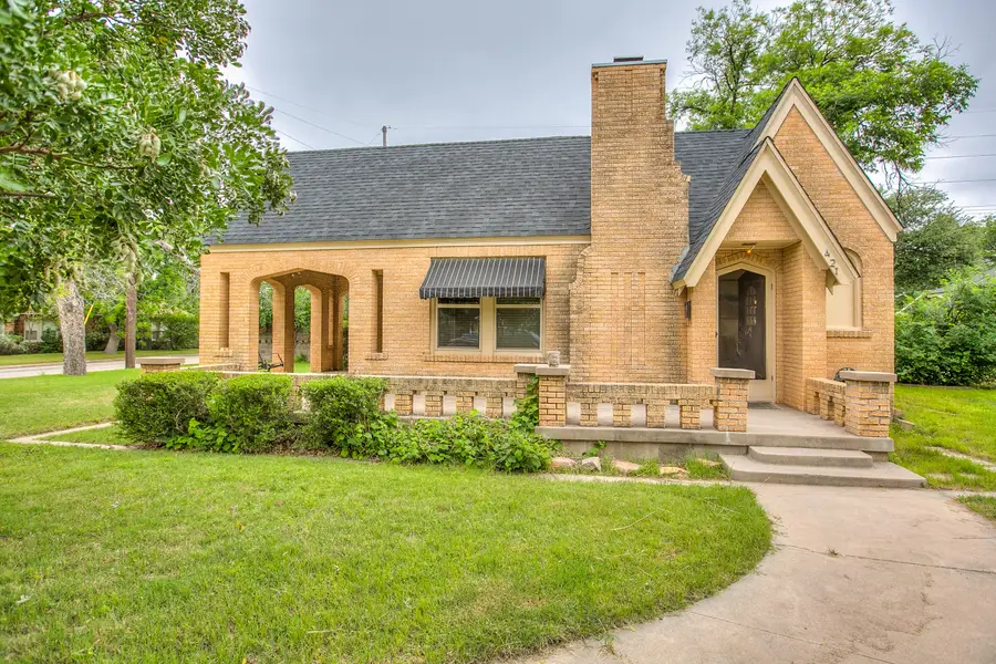 421 S Monroe Street, San Angelo, TX 76901 - #3
