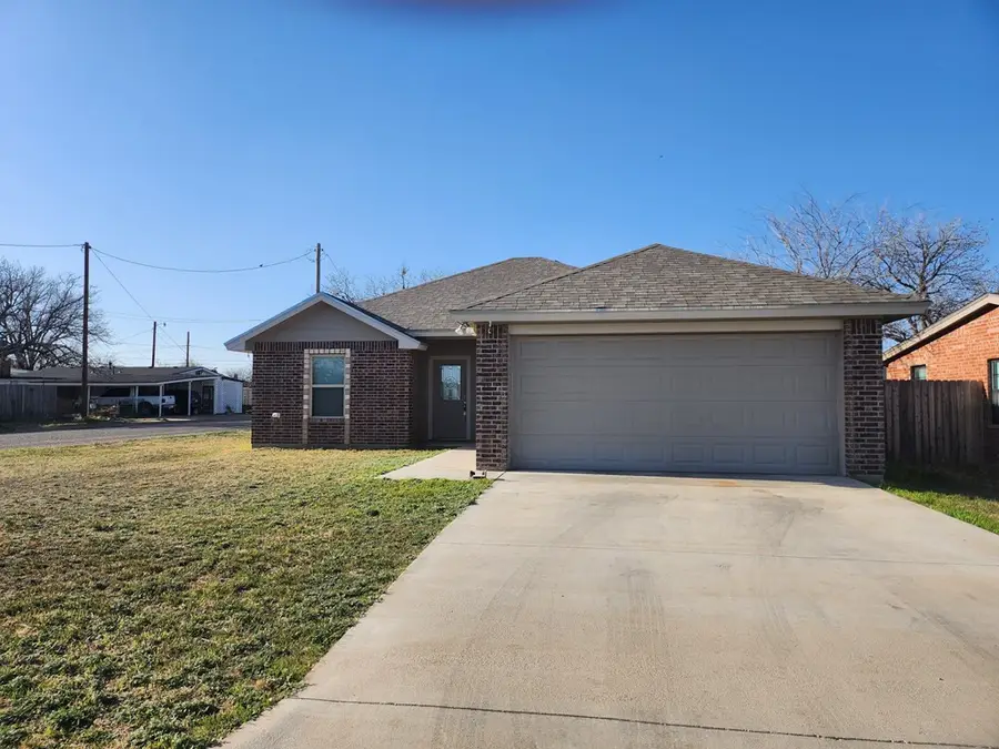 2830 Coleman Street, San Angelo, TX 76901 - #2