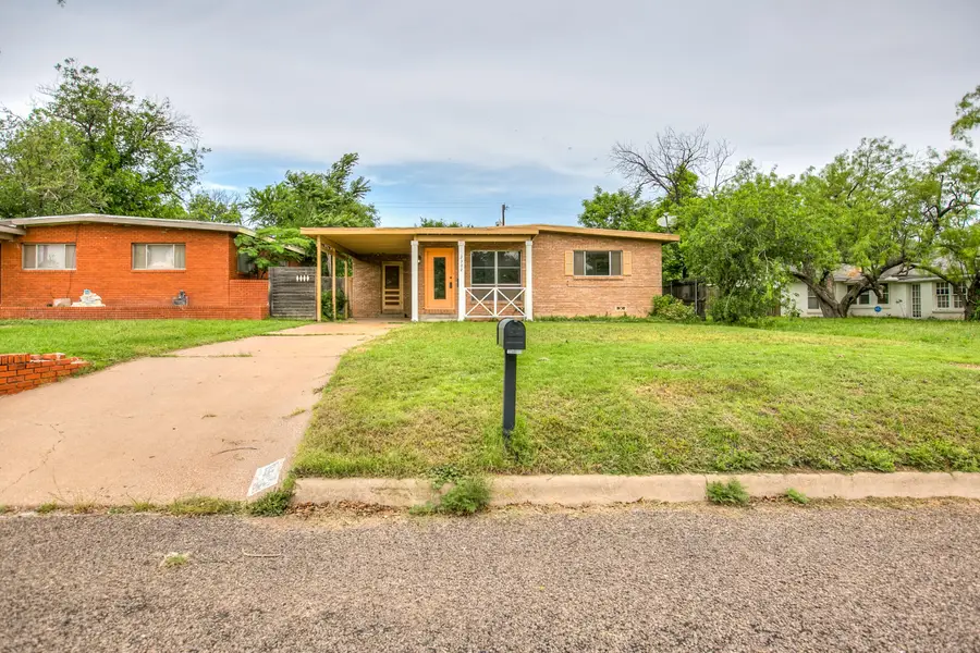 2302 Classen Boulevard, San Angelo, TX 76901 - #2
