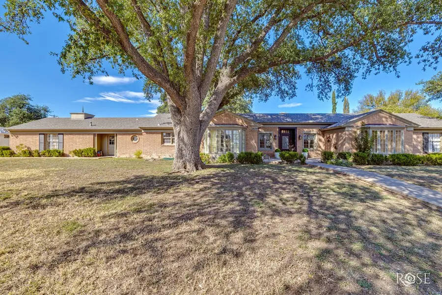 2634 Oxford Avenue, San Angelo, TX 76904 - #3