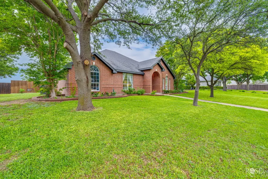 3137 Grandview Drive, San Angelo, TX 76904 - #3