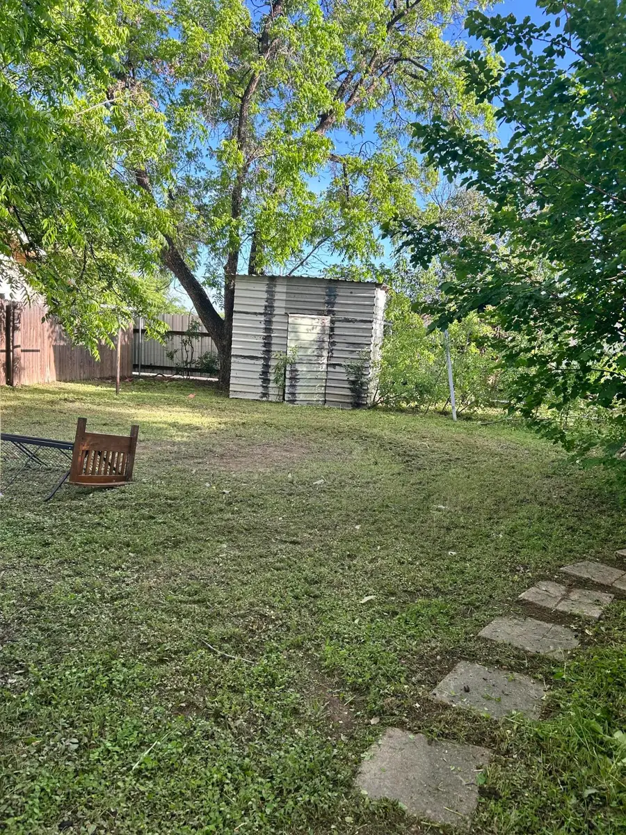 17 E 39th Street, San Angelo, TX 76903 - #2
