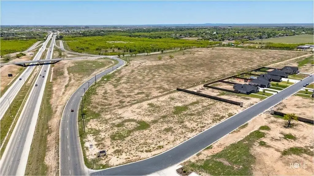 1675 W Loop 306, San Angelo, TX 76904 - #1