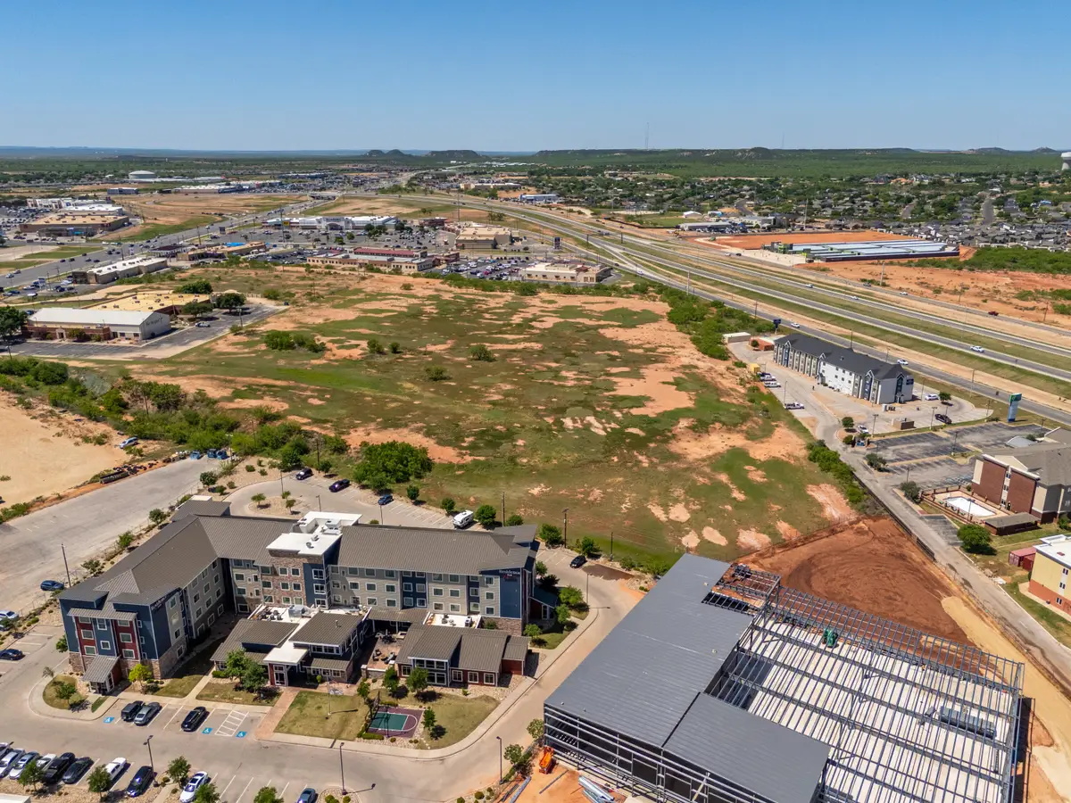 4751 W Houston Harte Expressway, San Angelo, TX 76909 - #1