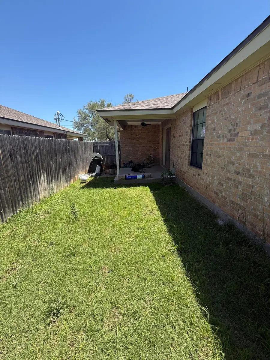 2904 Freeland Avenue, San Angelo, TX 76901 - #3