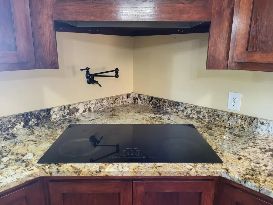 315 W Duncan Avenue, Mertzon, TX 76941 - #3