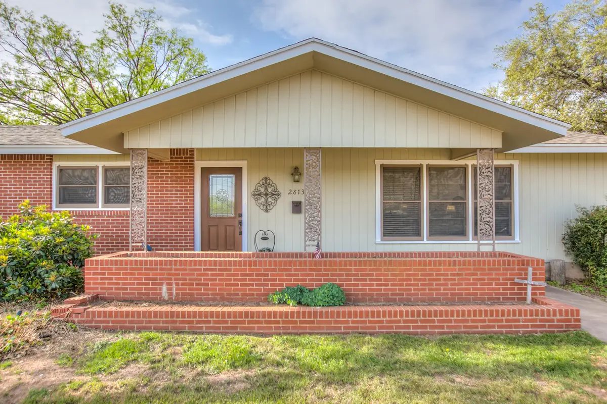 2813 W Avenue N, San Angelo, TX 76904 - #1